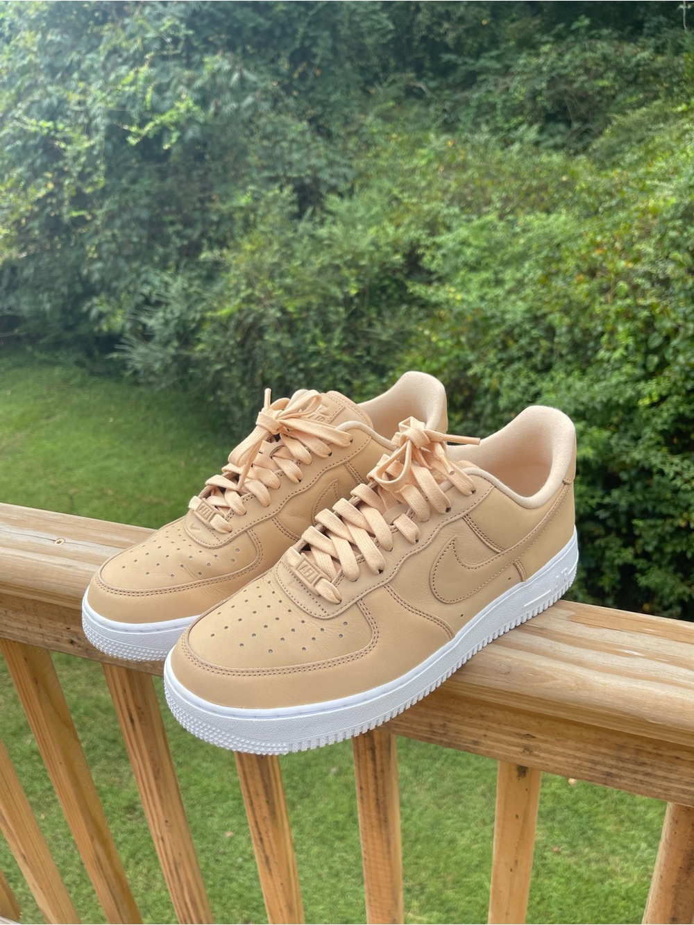 Nike Air Force 1 '07 Low Vachetta Tan Sneakers Beige & White US 11